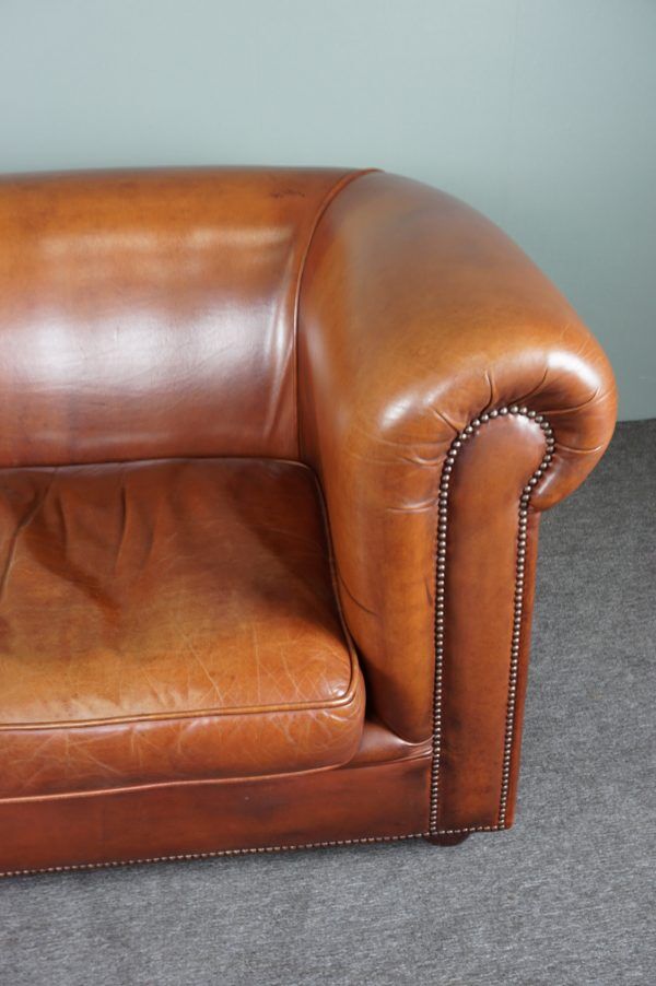 Chesterfield 2.5 seater sofa in smooth cowhide leather