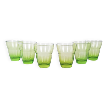 Ensemble de verres verts, design italien, années 1980, production : Italie