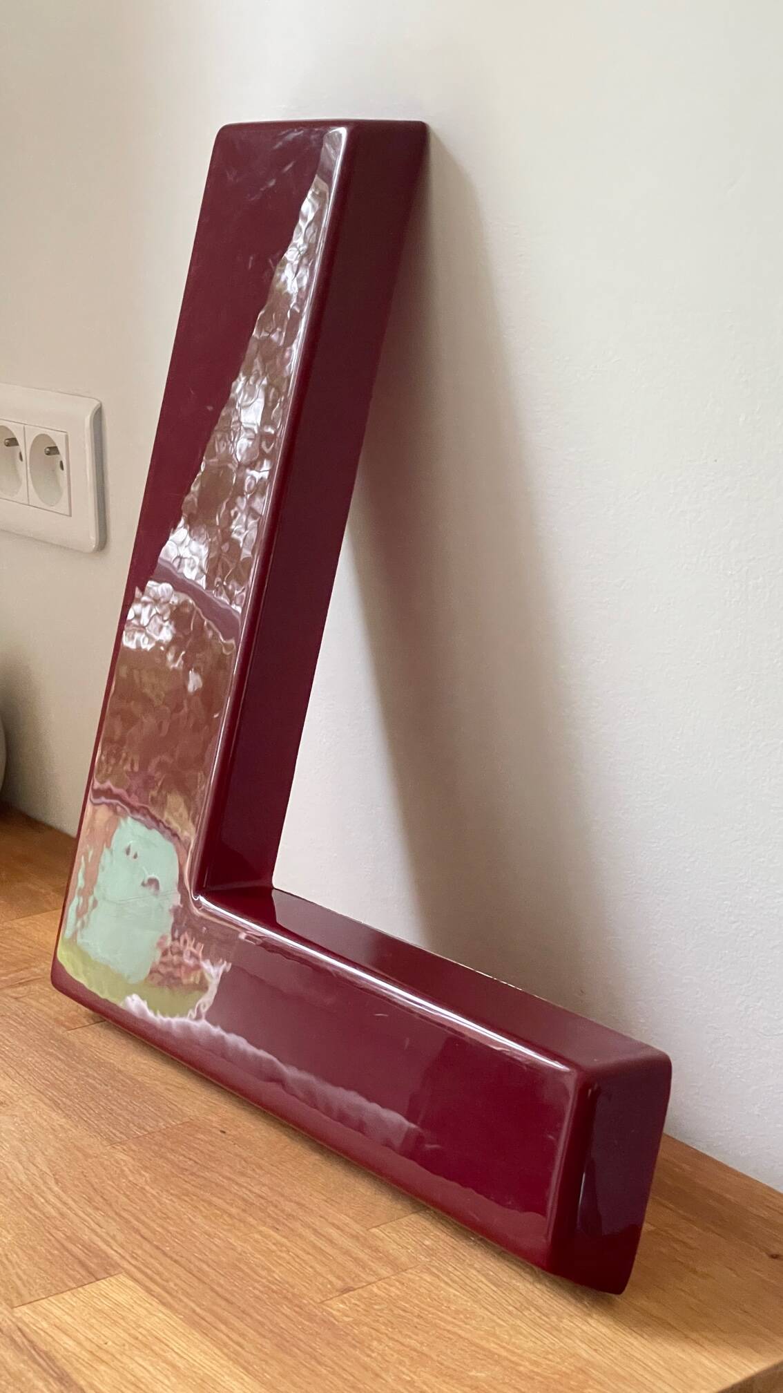 Sign Letter L in Vintage PLEXIGLAS