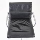 Office chair by Charles and Ray Eames for ICF, 1970s