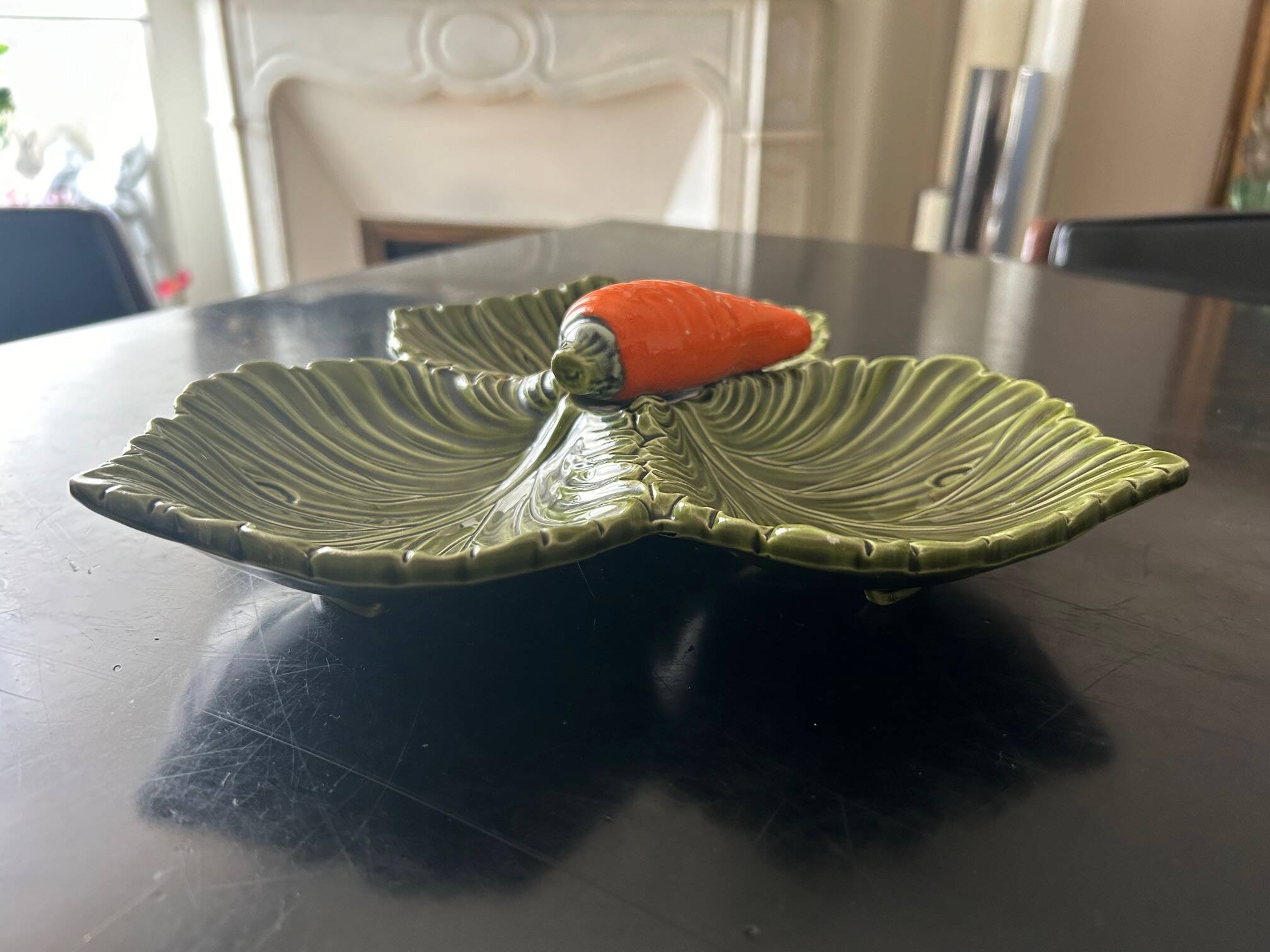 Carrot slip dish