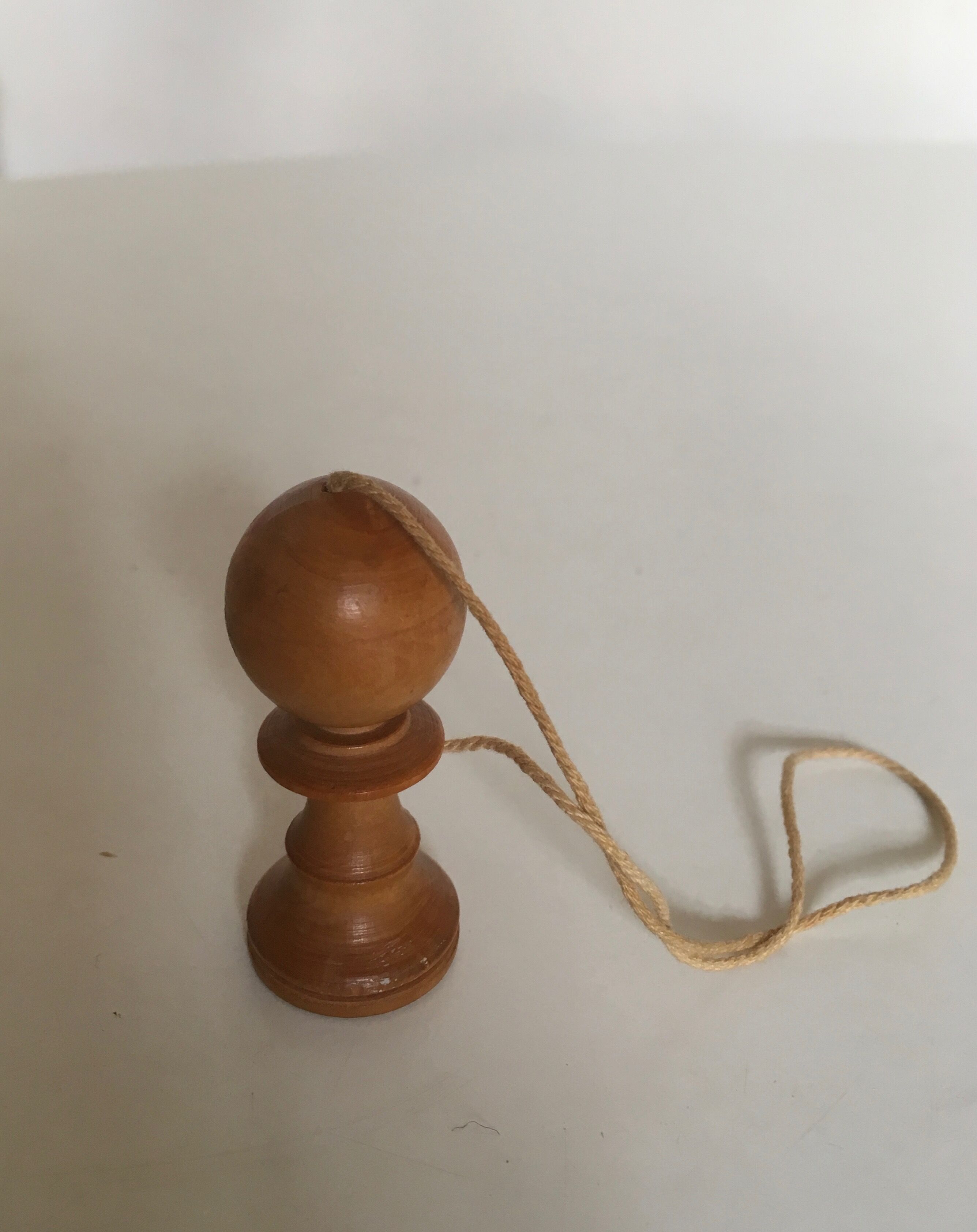 Bilboquet XS in shot boxwood