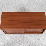 Small Danish sideboard in teak by Hundevad 1960s - 108 cm