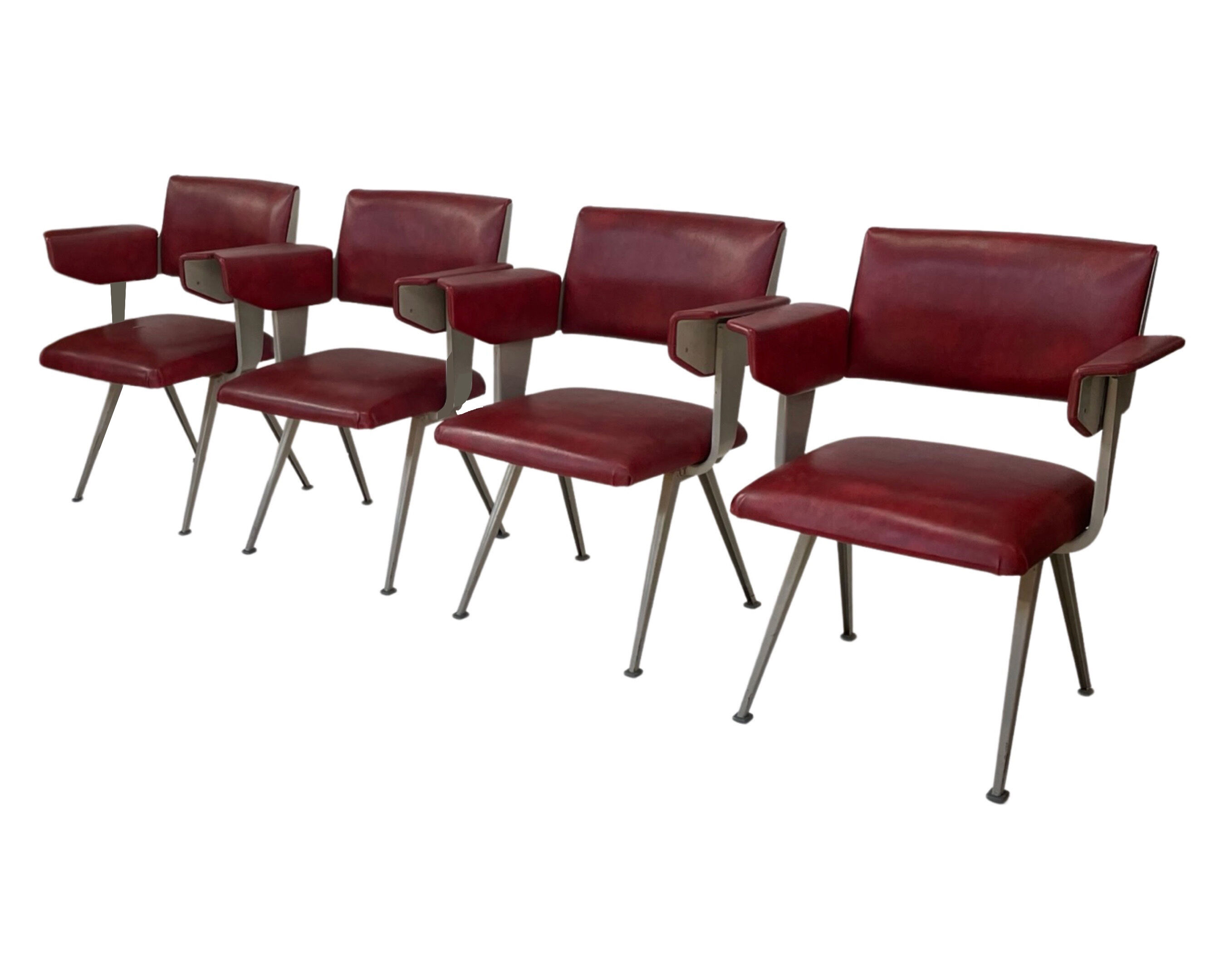 Friso Kramer Resort chairs set of 4 ‘Resort’ by Ahrend de Cirkel 1966