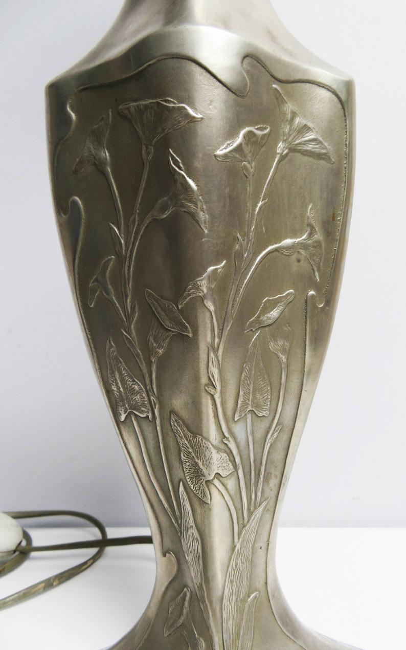 Vintage style pewter lamp base, potstainiers hutois