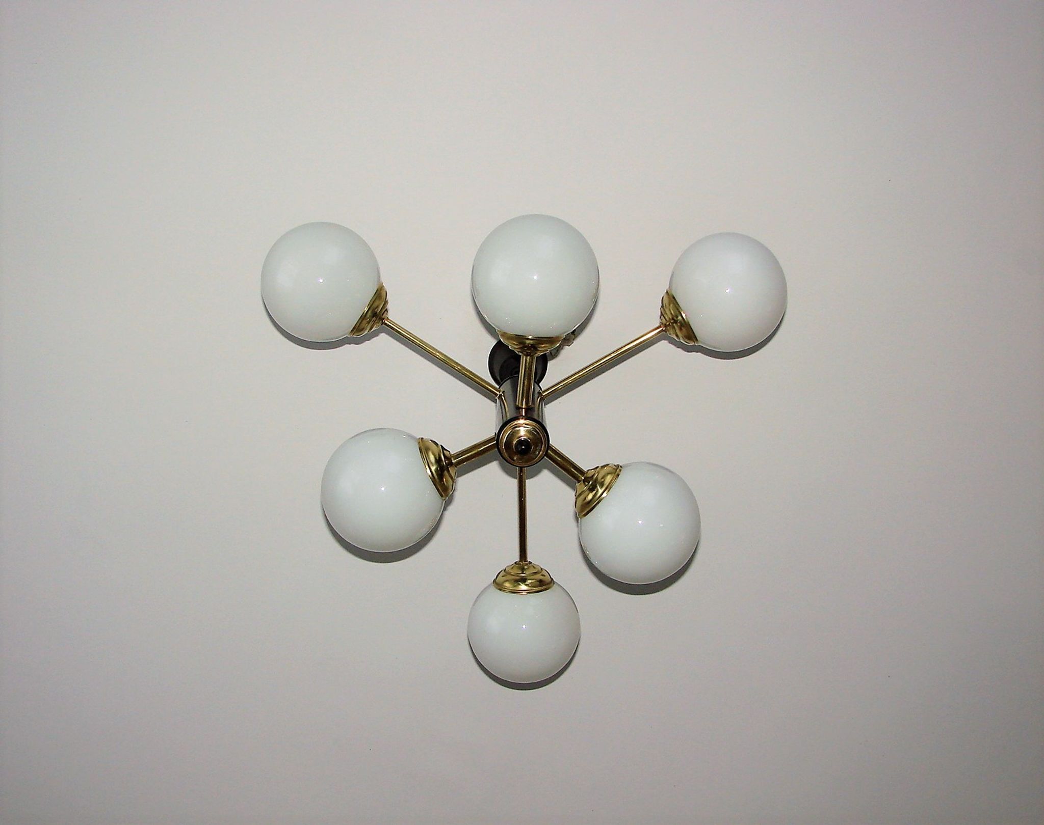 Modernist chandelier, 1970s
