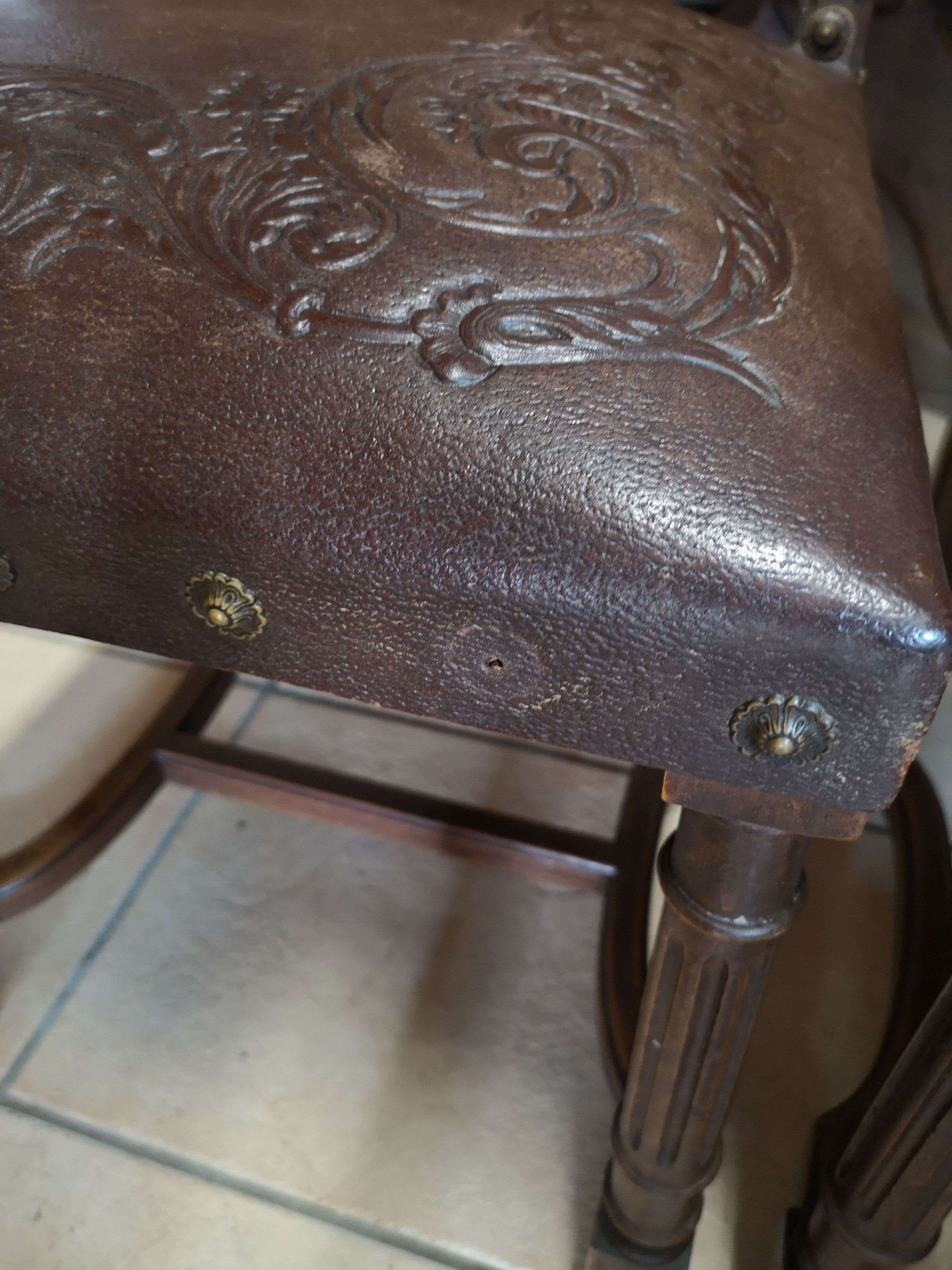 Lot of 6 chairs Henri II