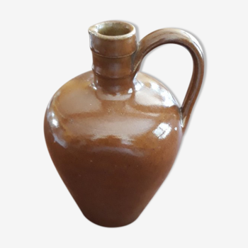 Small pitcher sandstone - 60s/70s - " Federal law forbids dirty. Or reuse of this bottles "