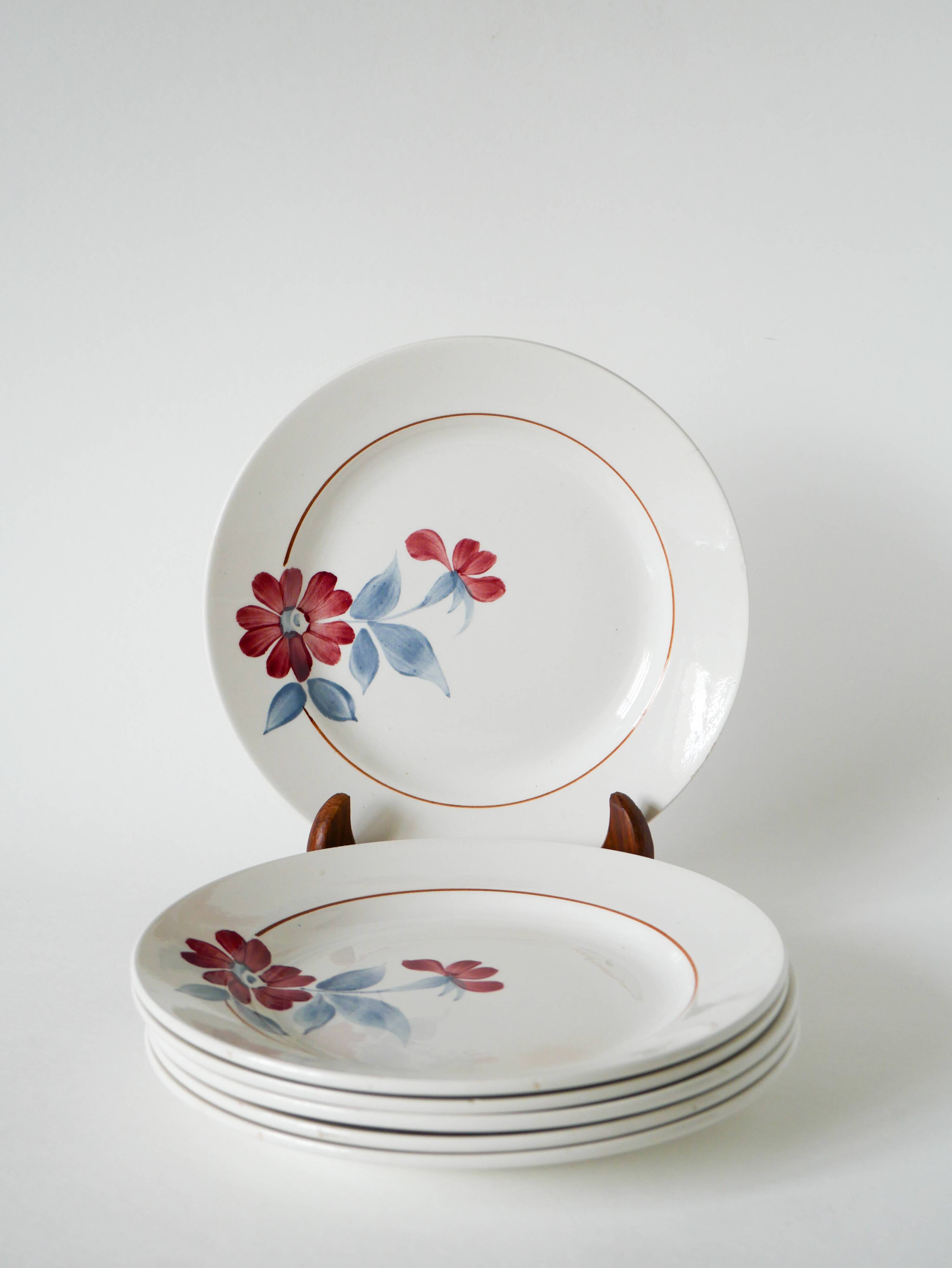 Set of 5 saint-amand dessert plates, with pink and blue flowers, 1960