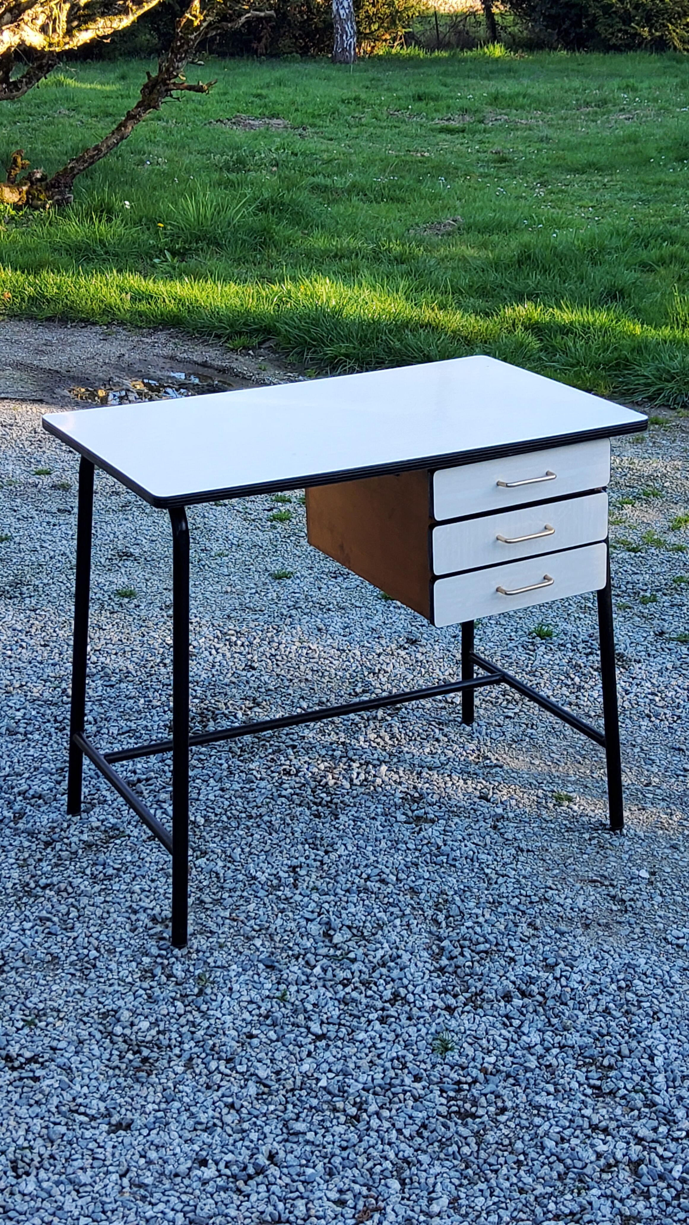 Office of 50/60s in formica base tubes black metal 3 drawers