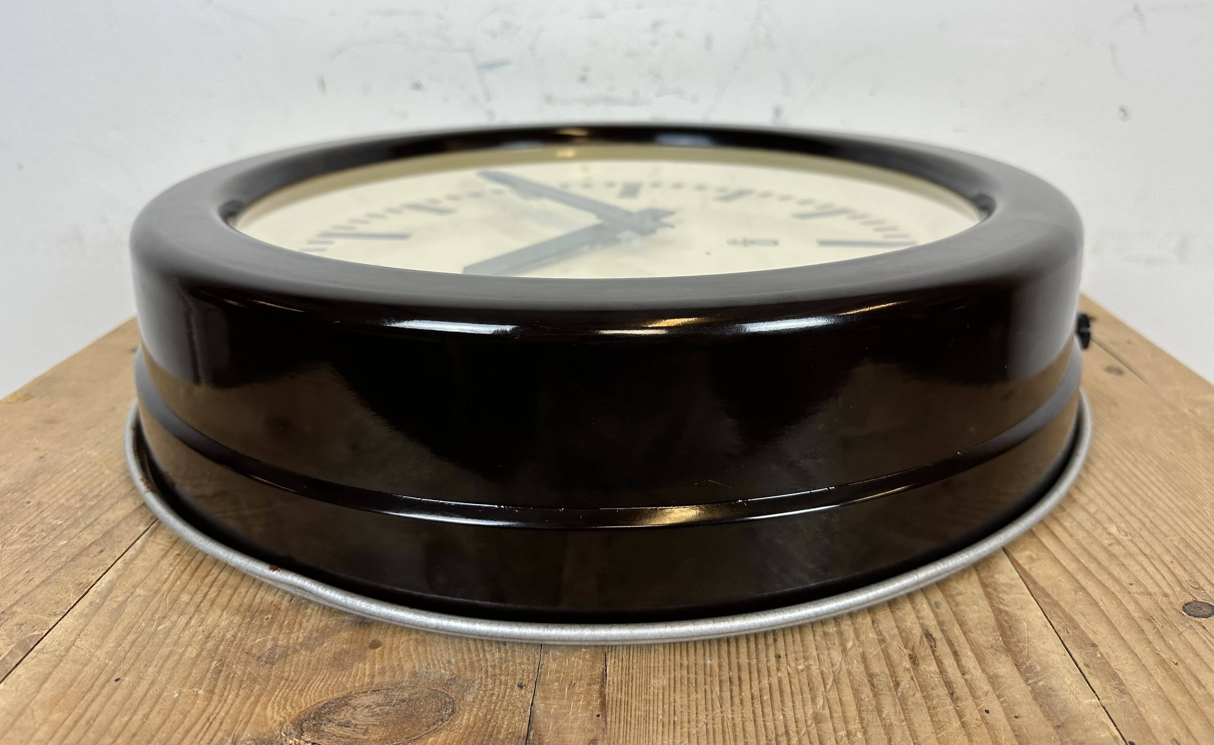 Large Industrial Brown Bakelite East German Wall Clock from GW, 1960s