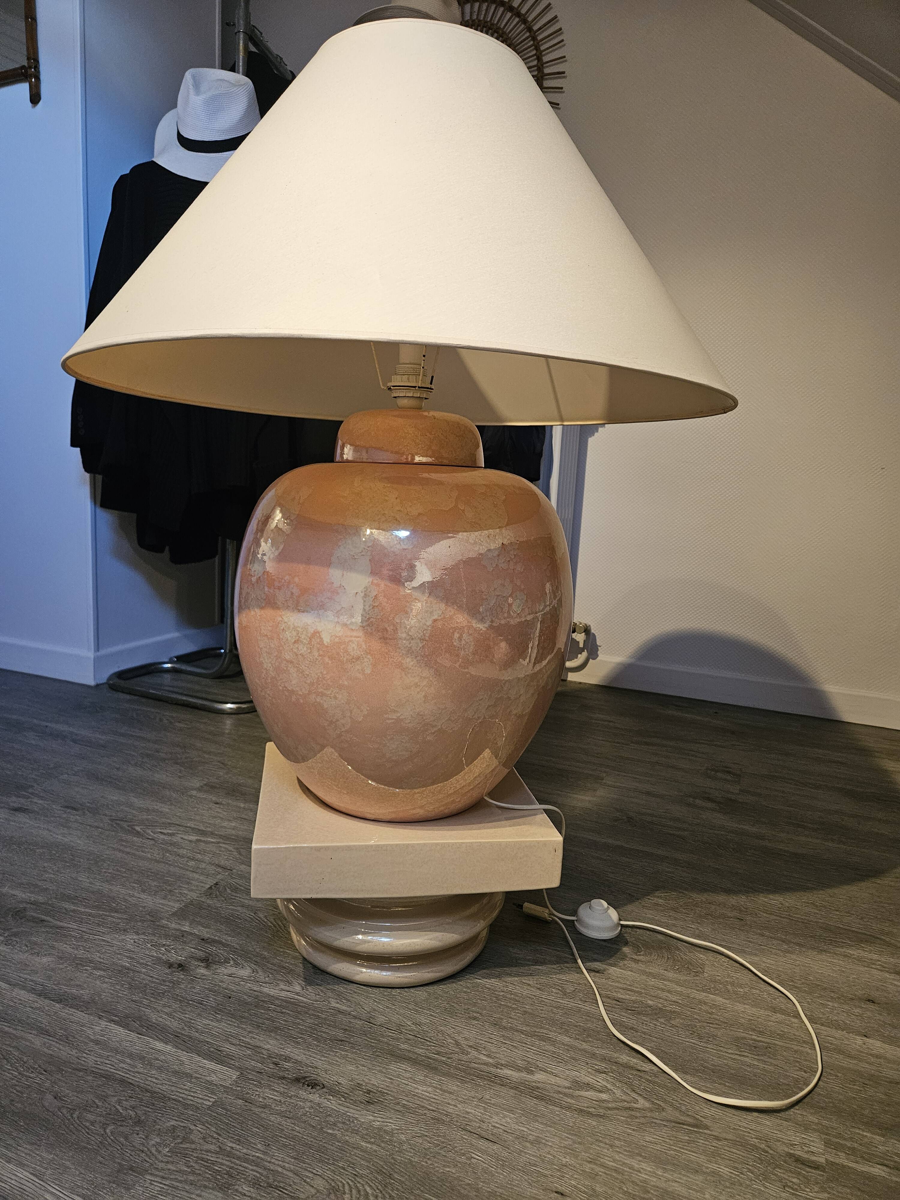 Ceramic lamp