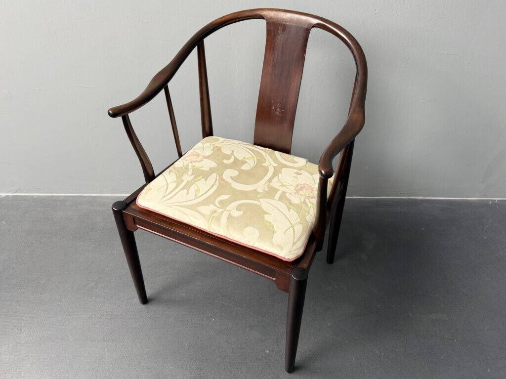 Set of 6 armchairs, “Chinese Chair” model FH 4283, designed by Hans J. Wegner for Fritz Hansen, Denmark, 1979
