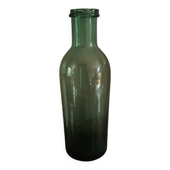Bouteille, vase en verre vert