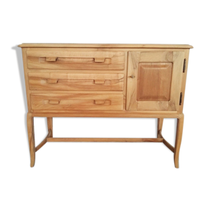 Commode en bois brut