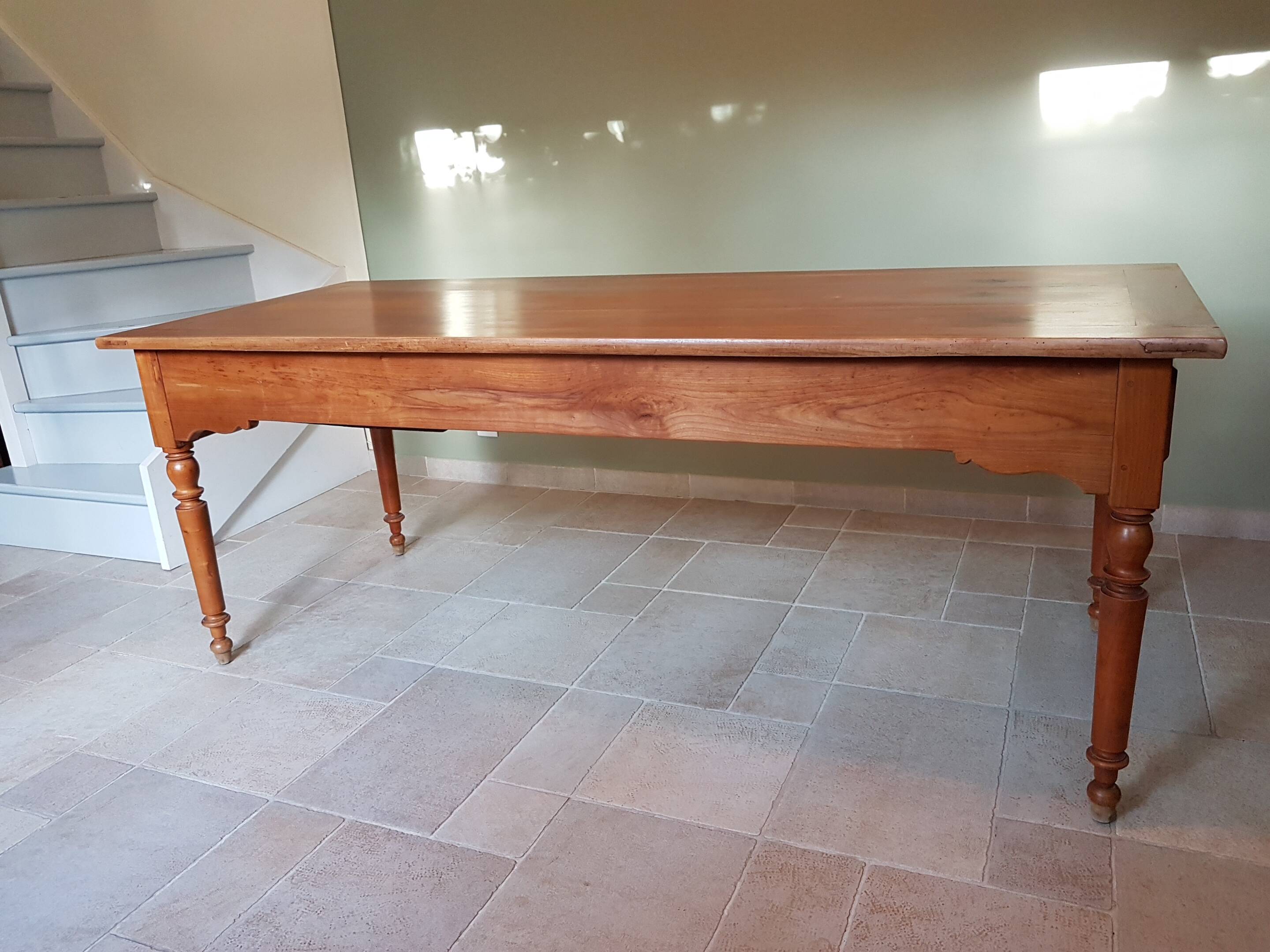 Farm table in cherry