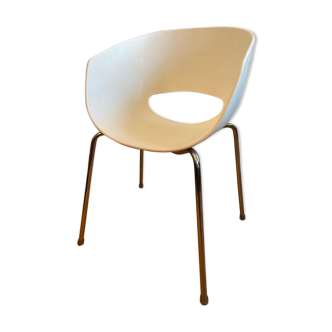 Pair of Sintesi orbit armchairs