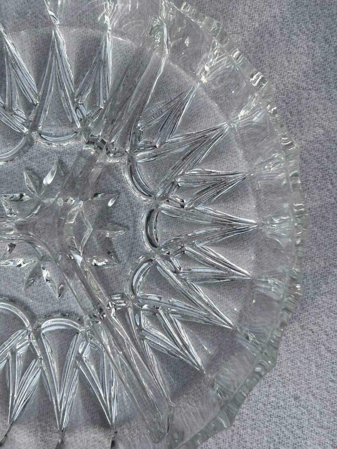 Glass serving dish - Made in France - Mid 20th century
