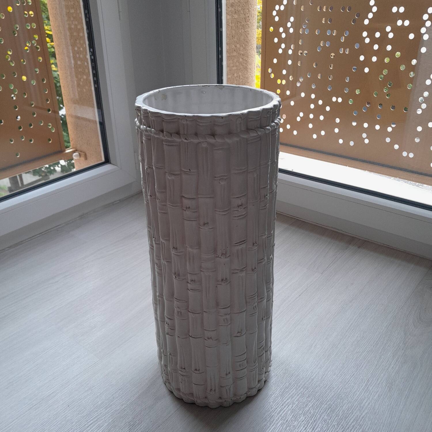 Porte-parapluie vintage italien en céramique blanche style bambou