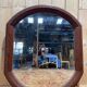 Miroir octogonal biseauté – Époque 1900 – Cadre bois teinté acajou