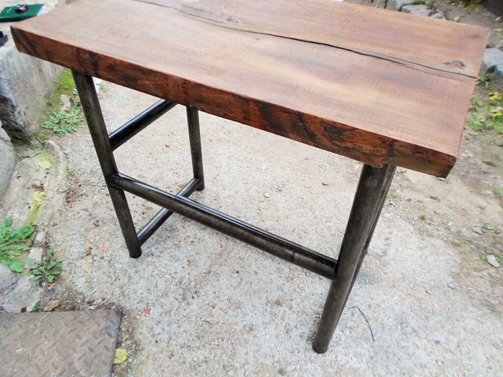 Console en bois brut