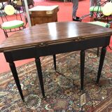 Half-moon table with extensions