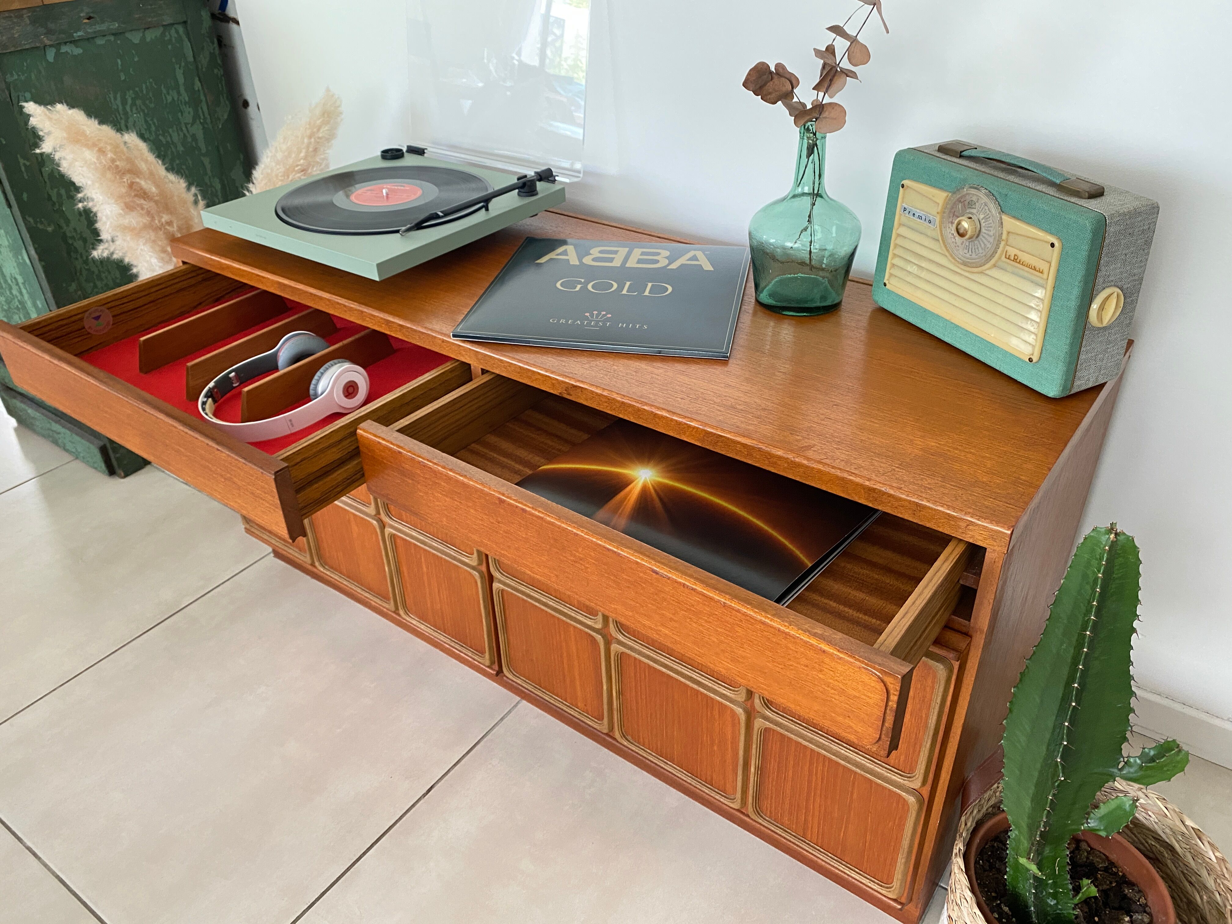 Enfilade teck vintage Mc Intosh