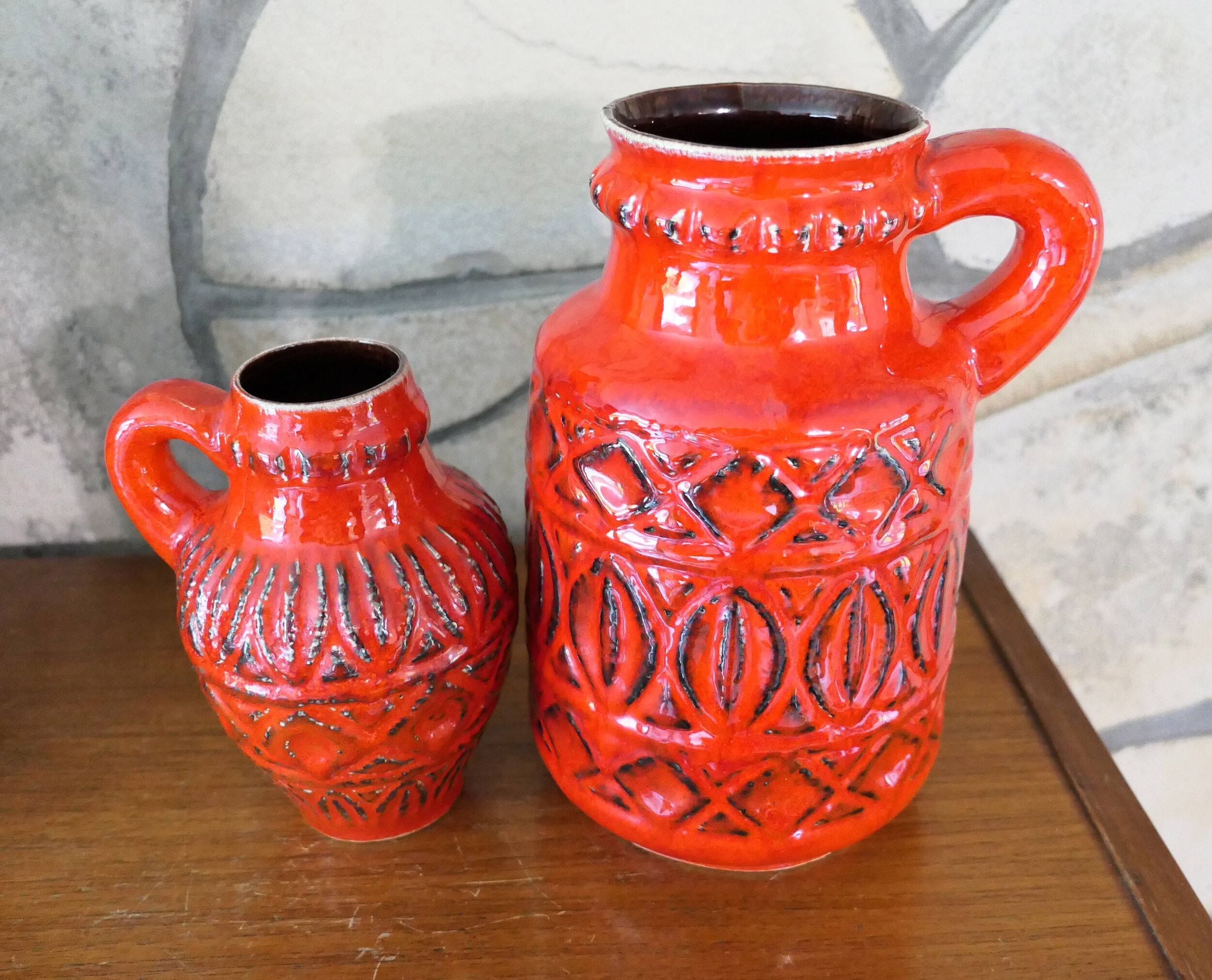 Superb pair of red vases by Bodo Mans for Bay 1960-1970's