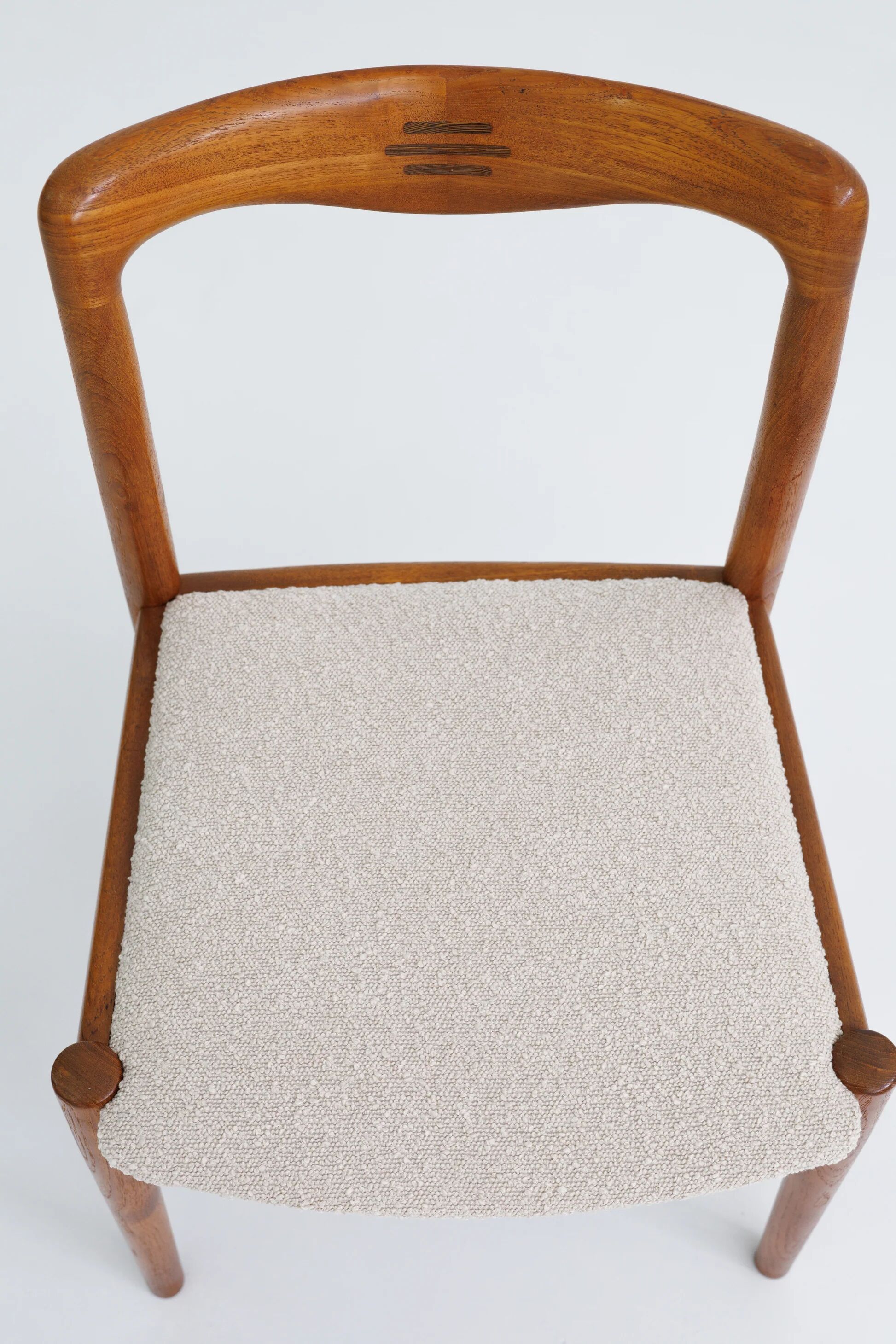 Set of 2 mid-century Danish dining chairs by H.W. Klein