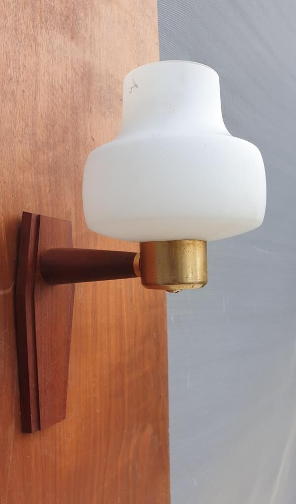 Scandinavian tea towel lamp teak and opaline circa 1960