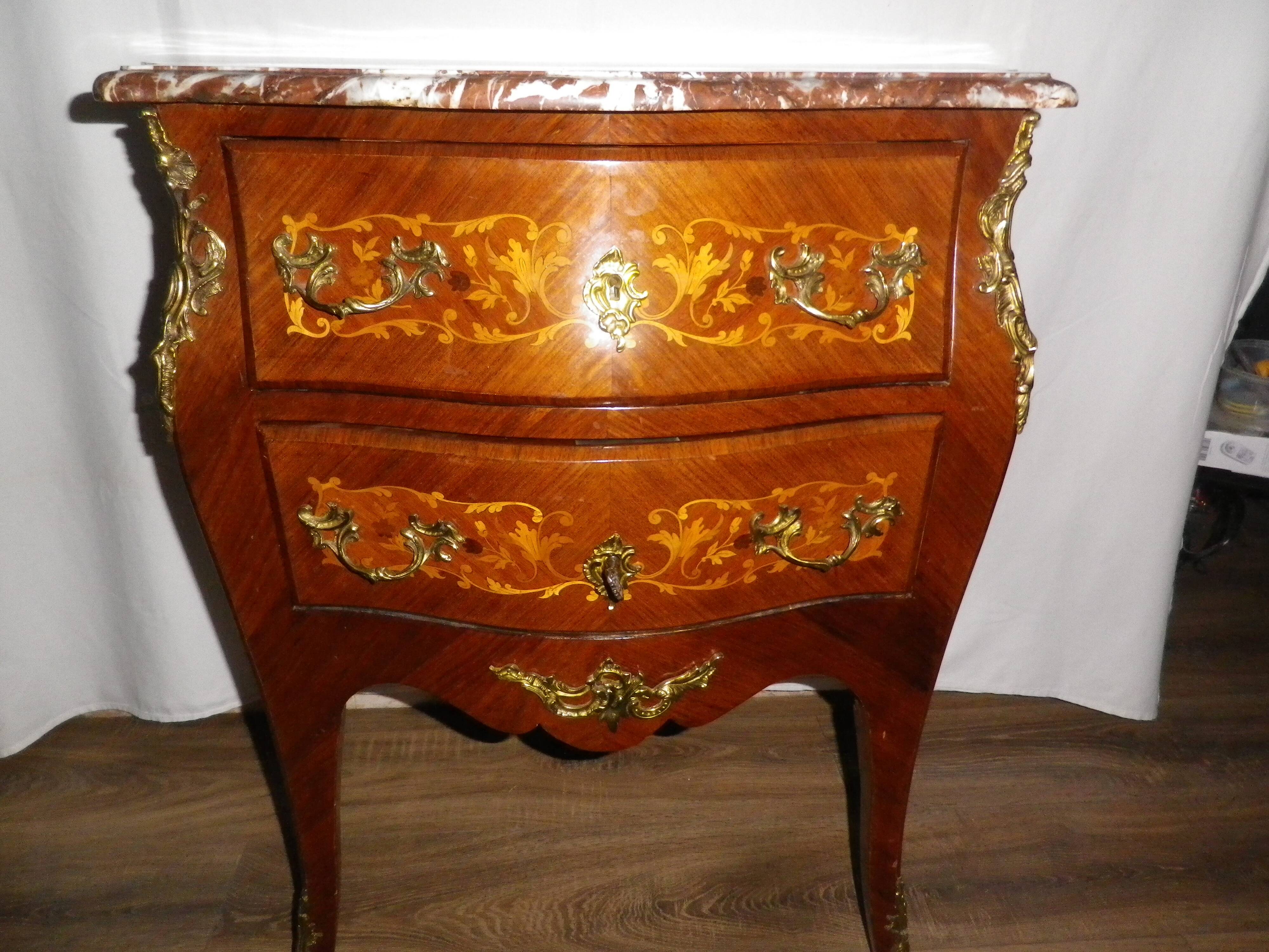 Louis XV style chest of drawers