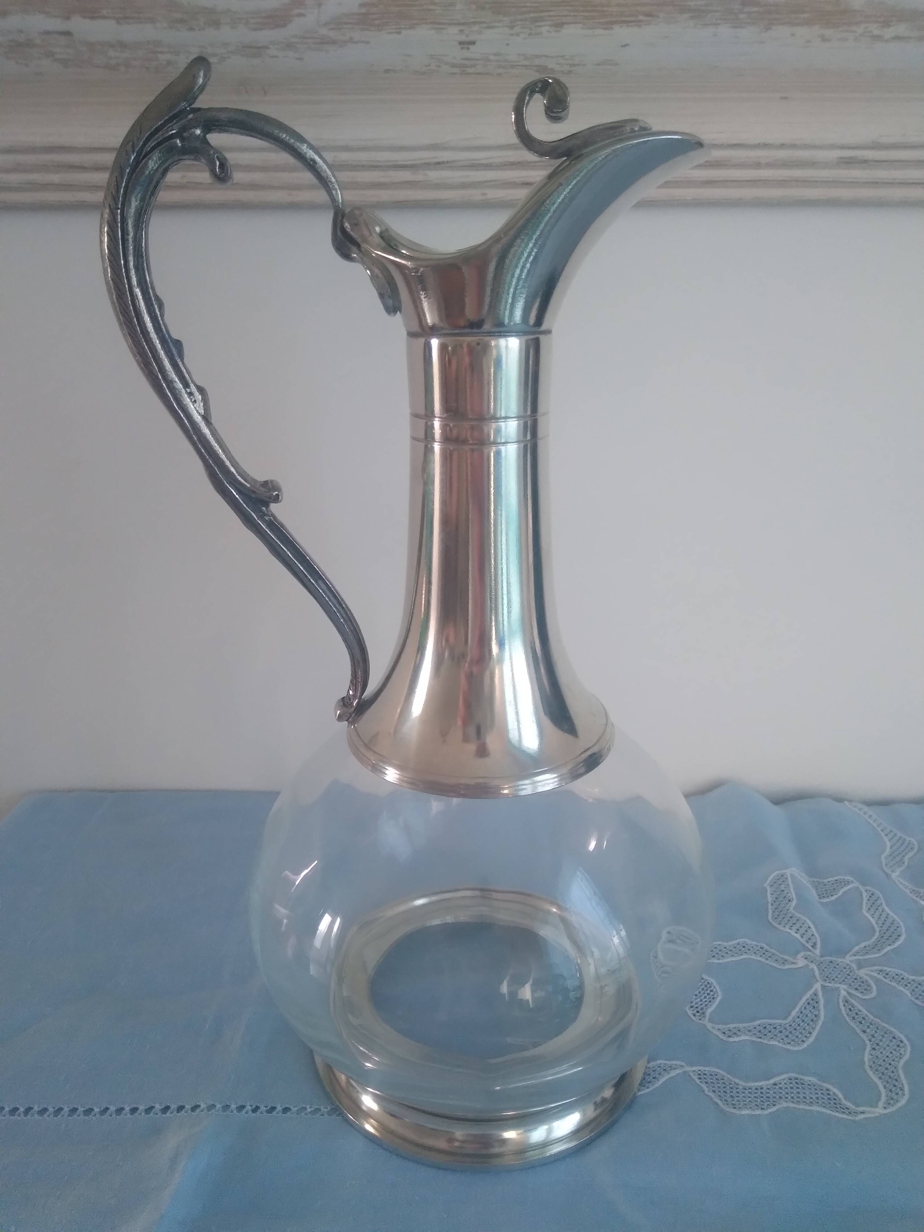 Decanter in pewter and crystal