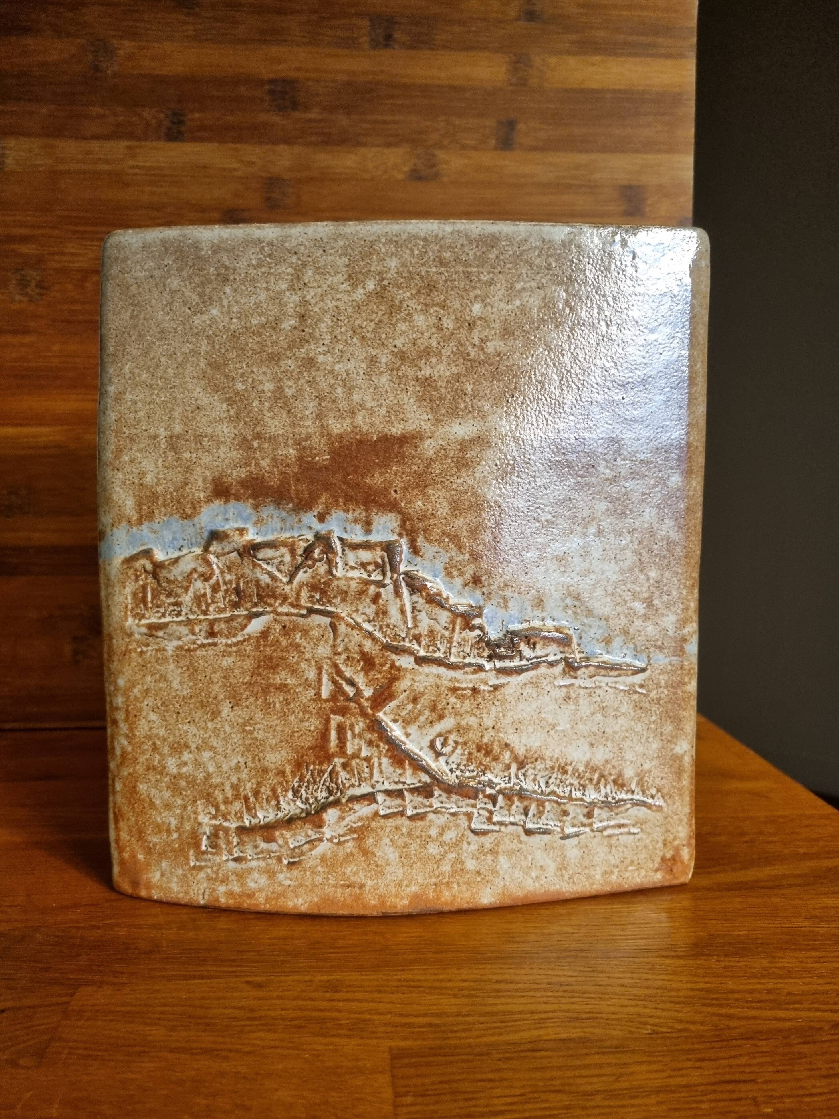 Grand vase en céramique artisanale forme oblongue