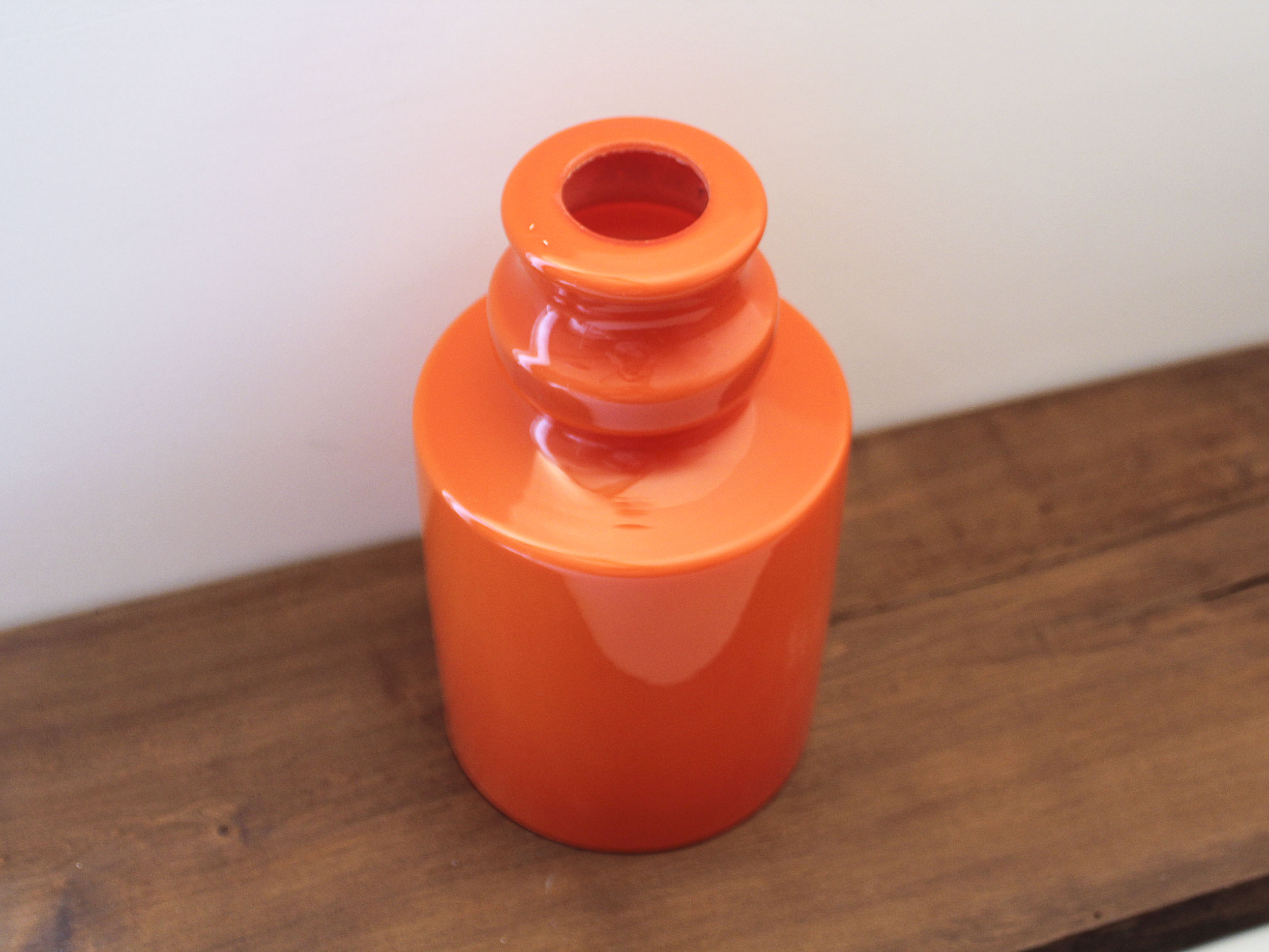 Opaline orange 70s for suspension