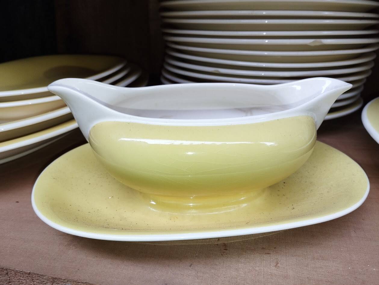 Villeroy & Boch dinnerware set