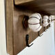 Wall-mounted key holder shelf | ceramic knobs | ceramic knobs