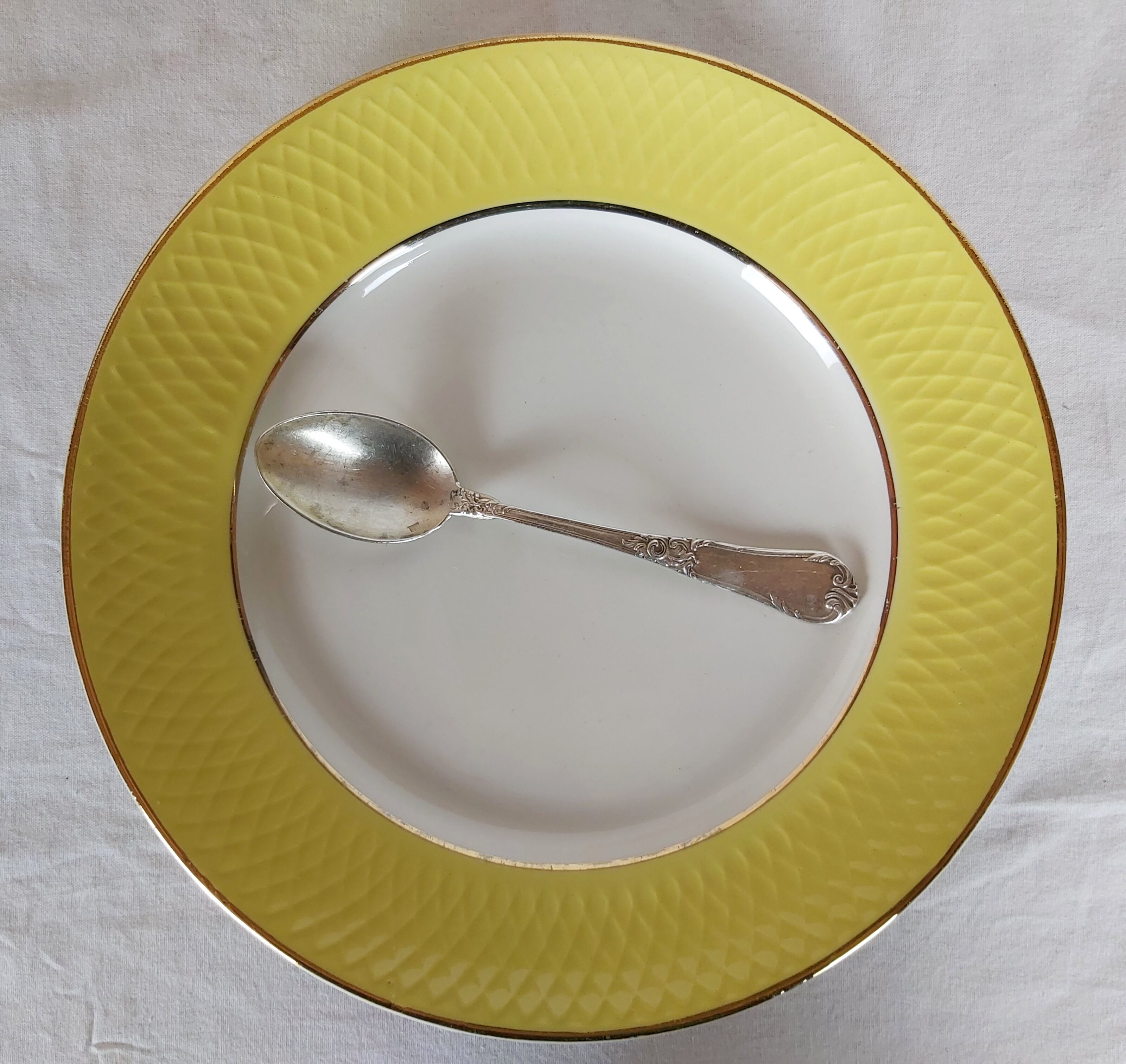 French vintage Orchies flat plates from Moulin des Loups