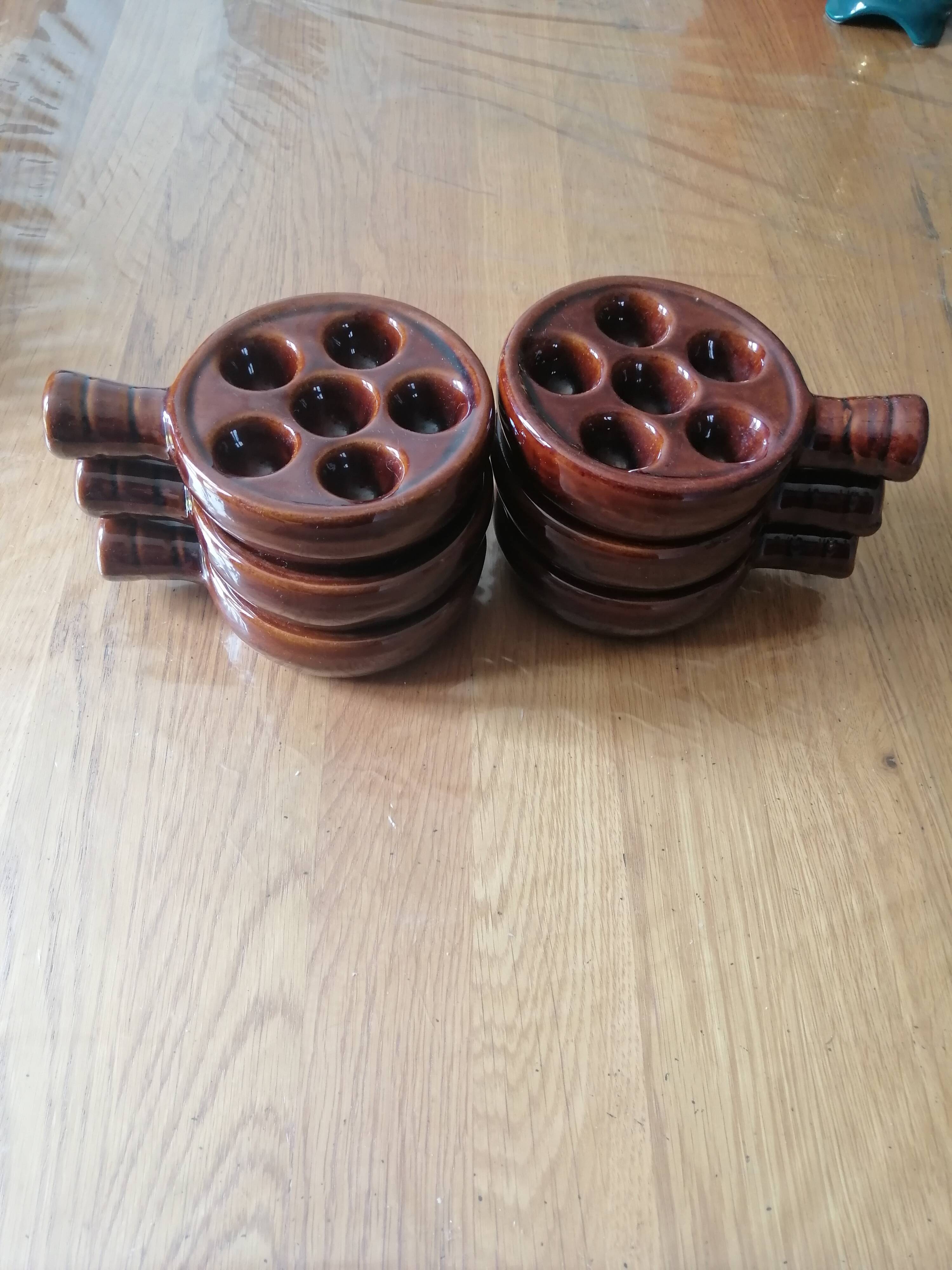 6 vintage snail pans