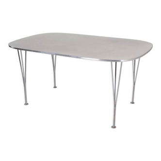 Table ovale, construction métallique, design scandinave des années 70