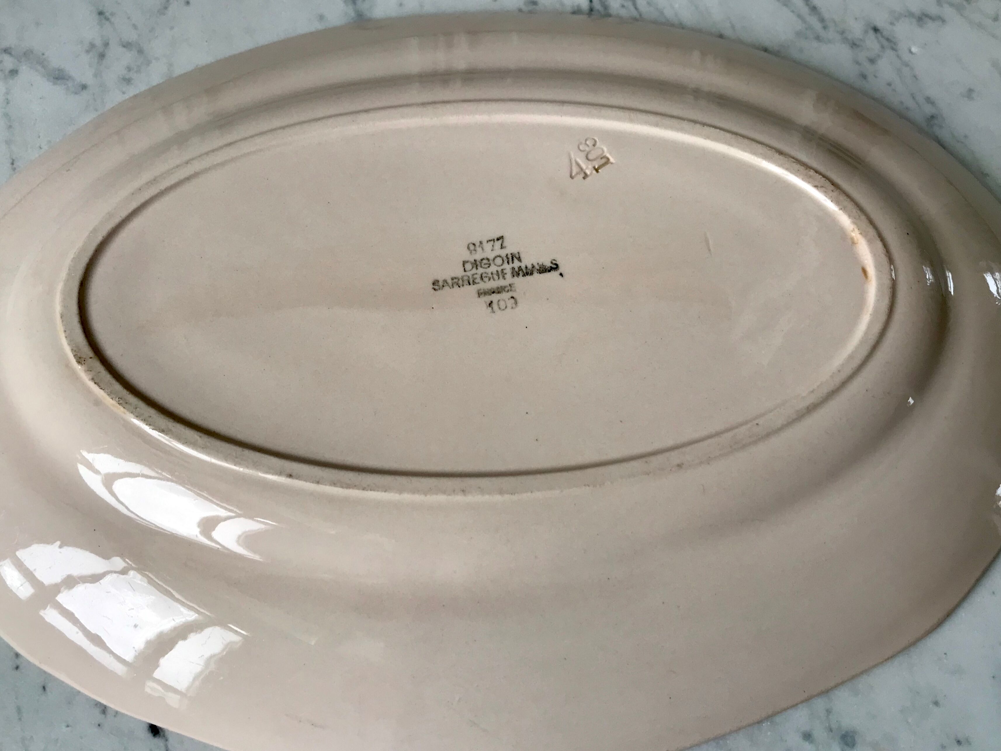 Pale pink oval dish and flowers digoin sarreguemines 30s-40s