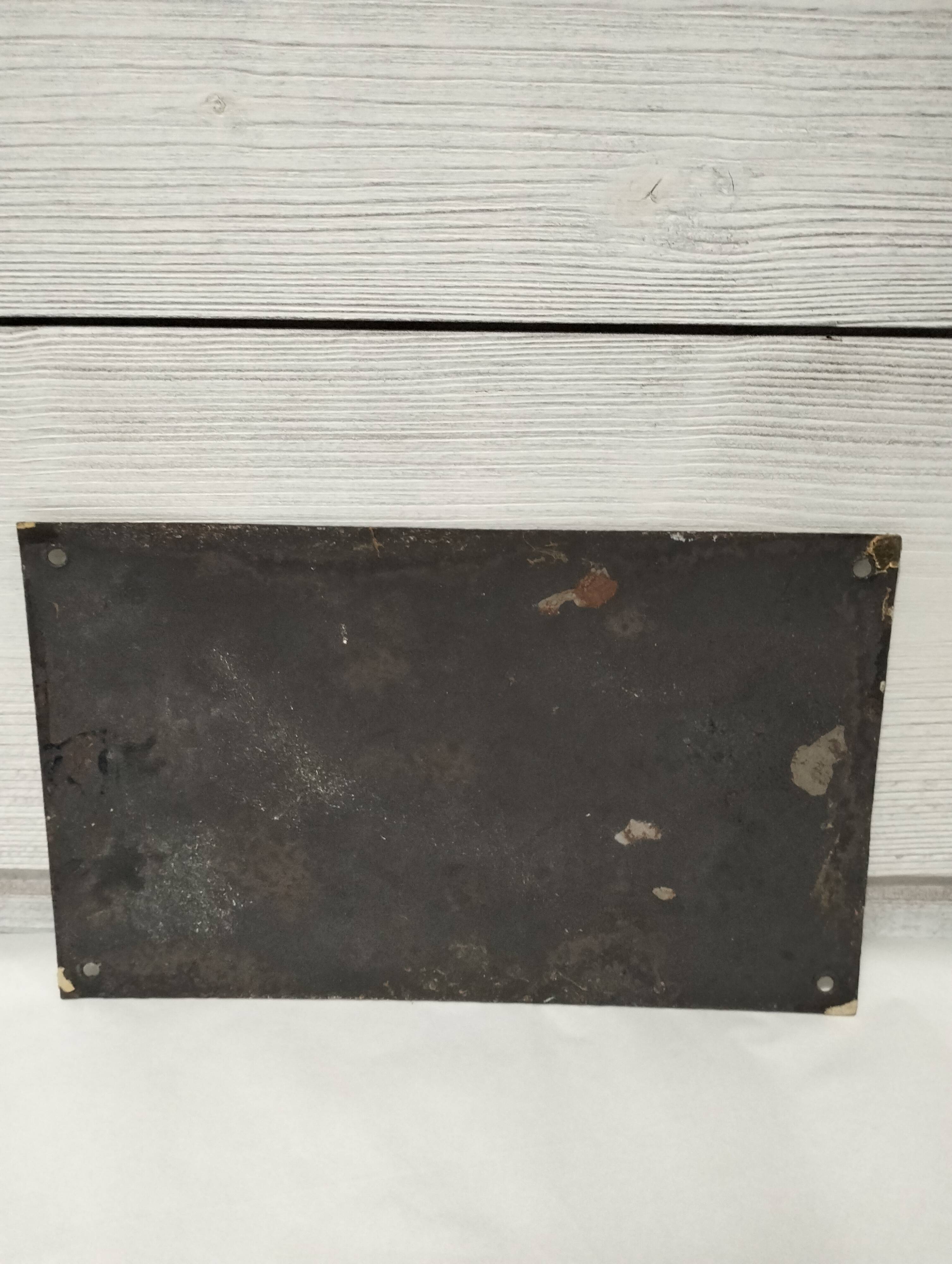 Enameled villa plaque