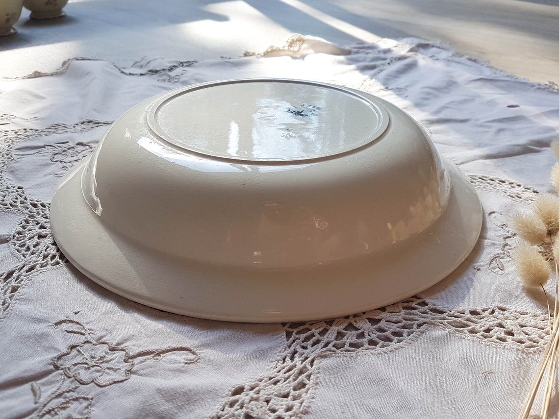 Vintage deep dish Terre de fer Badonvillier model 2114