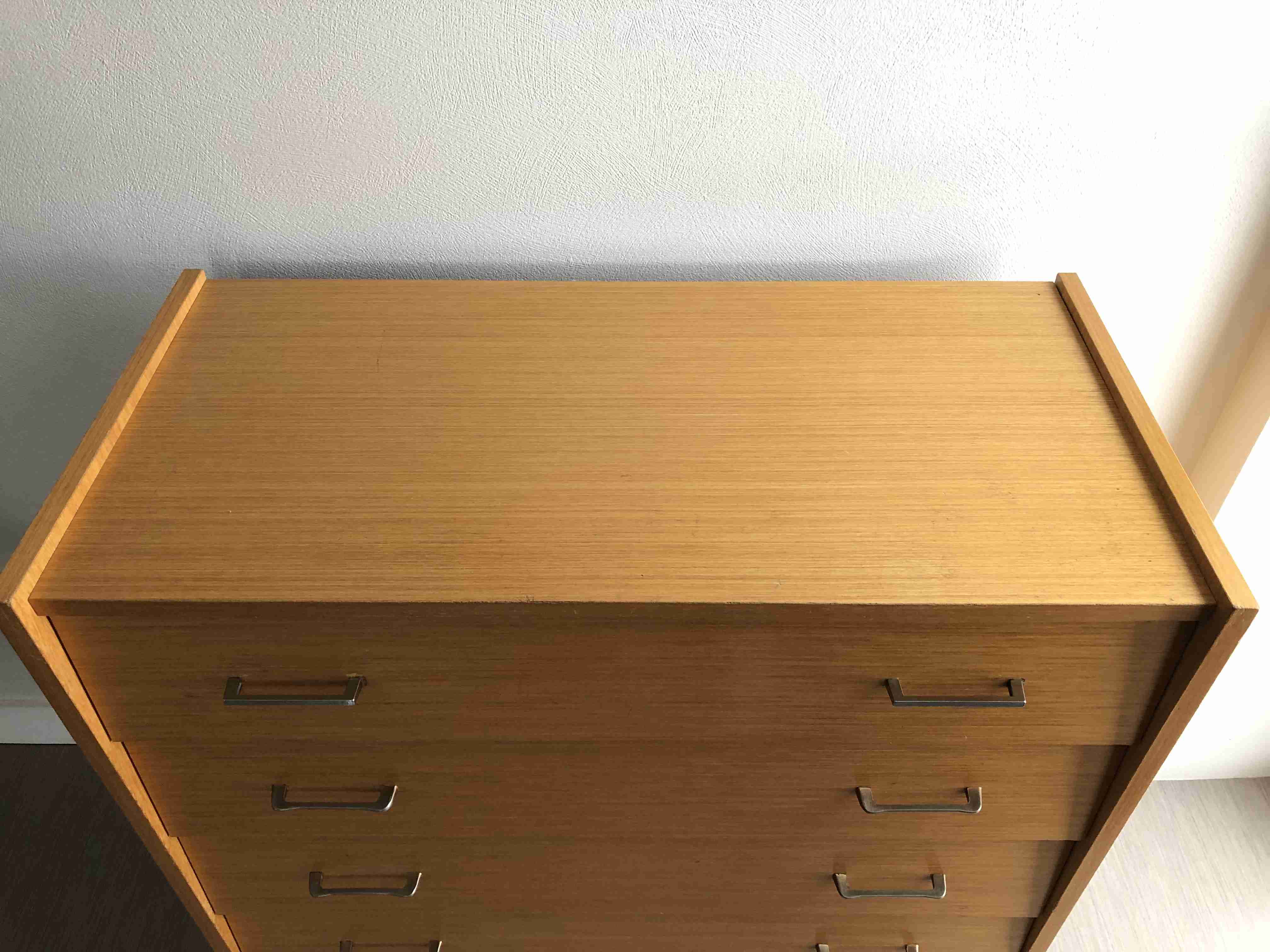 Vintage chest of drawers