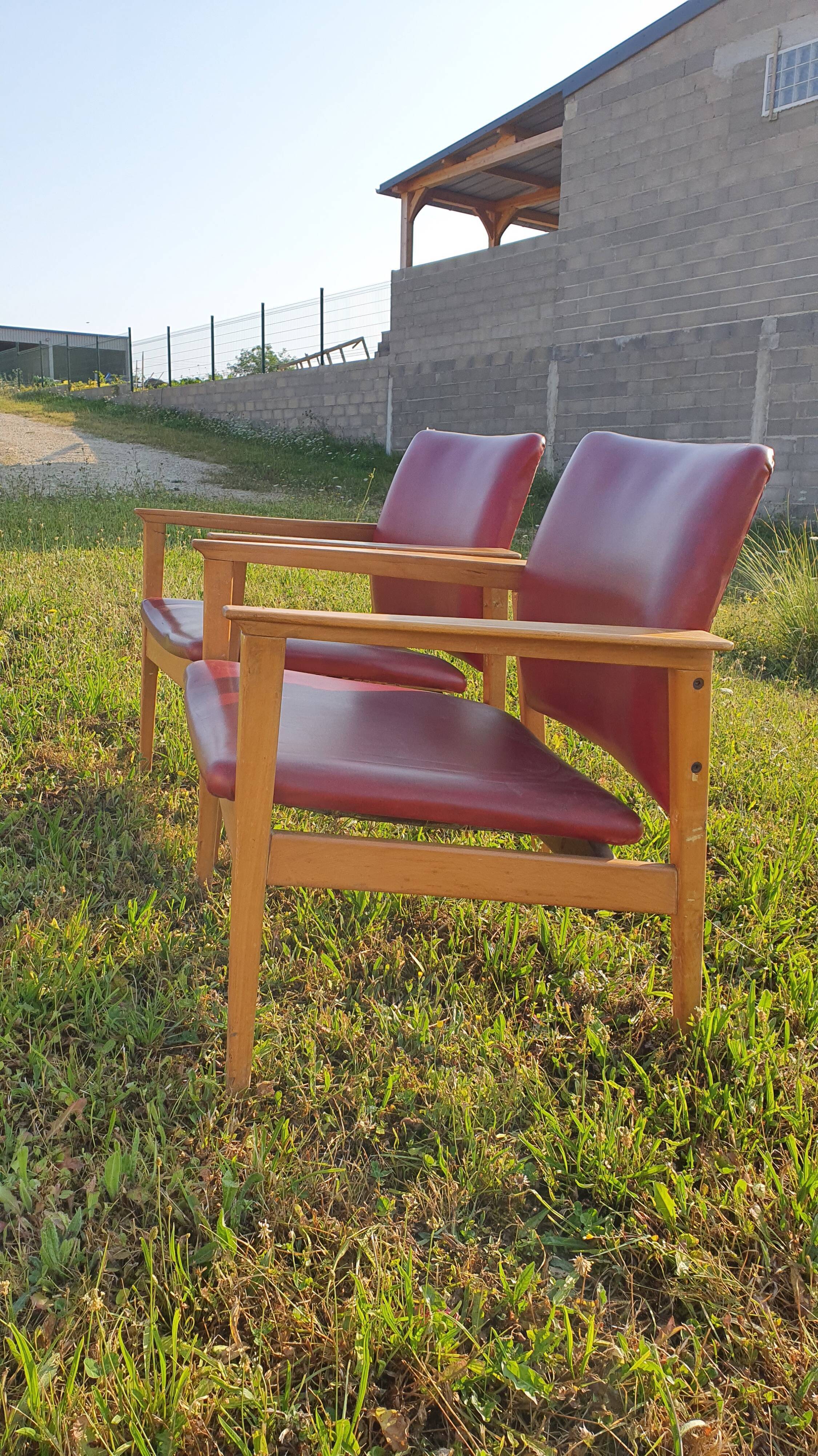2 armchairs red 1940 has 60 wood frame 70xprof53xlarg62