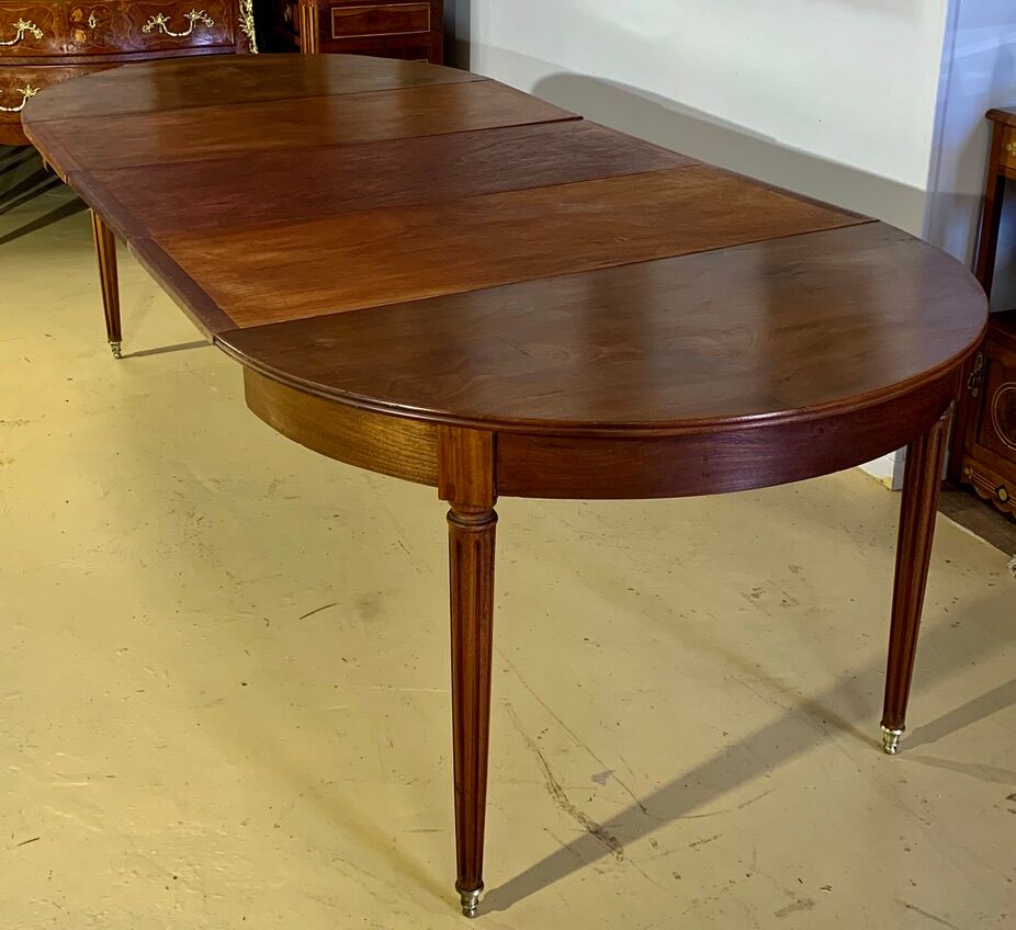 Round table Louis XVI style with 3 extensions