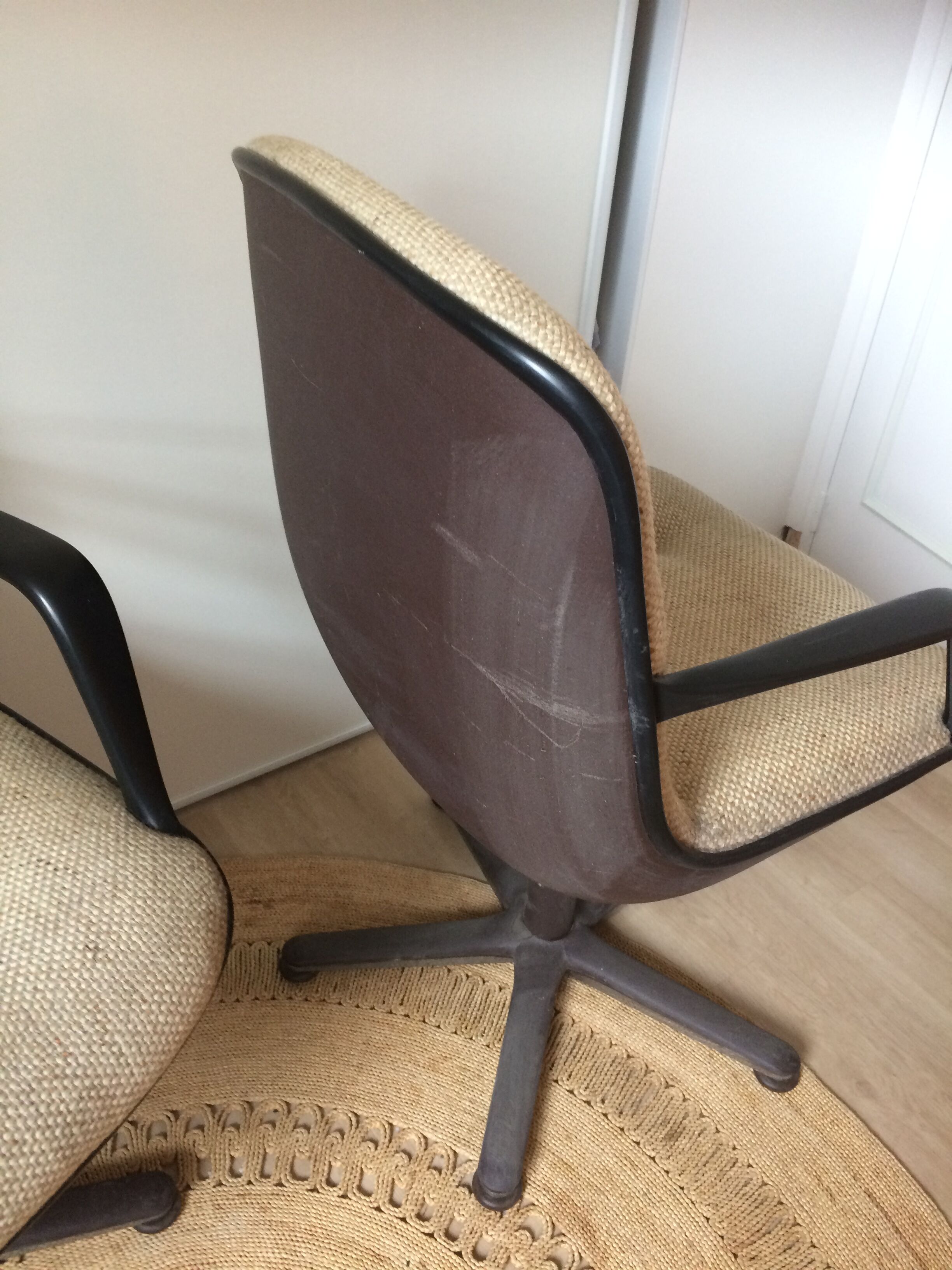 Lot of three armchairs stafor