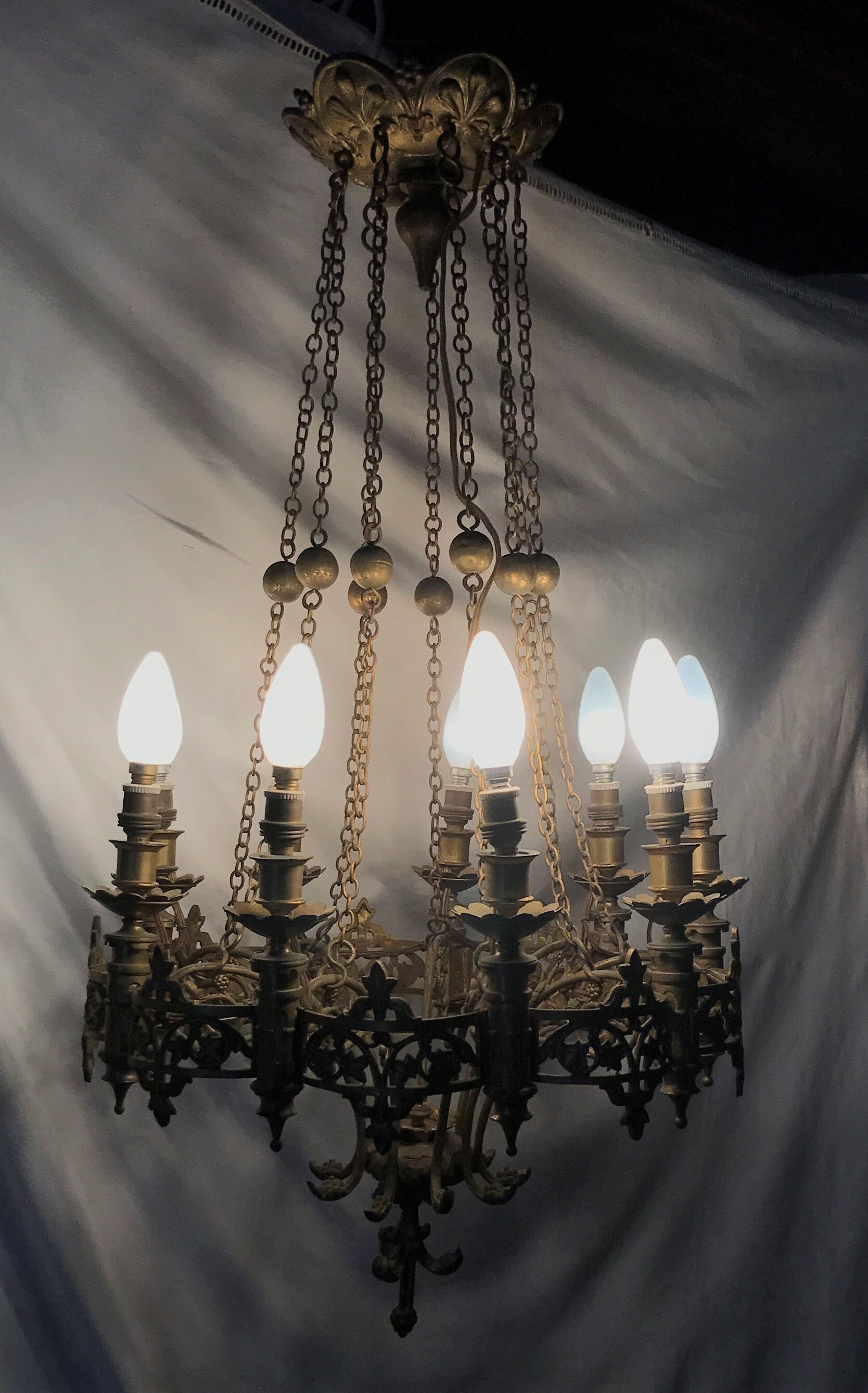 Brass chandelier 9 fires