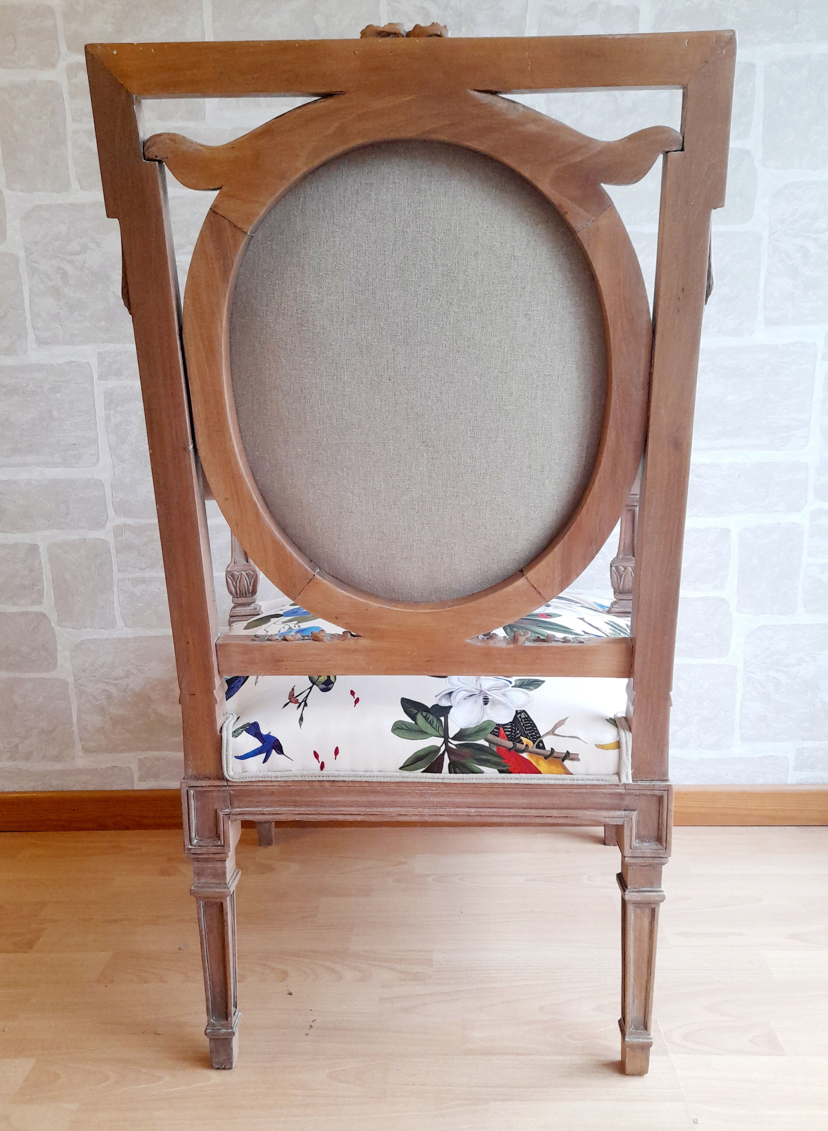 Fauteuil style Louis XVI rénové