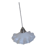 Opaline suspension opalescent glass