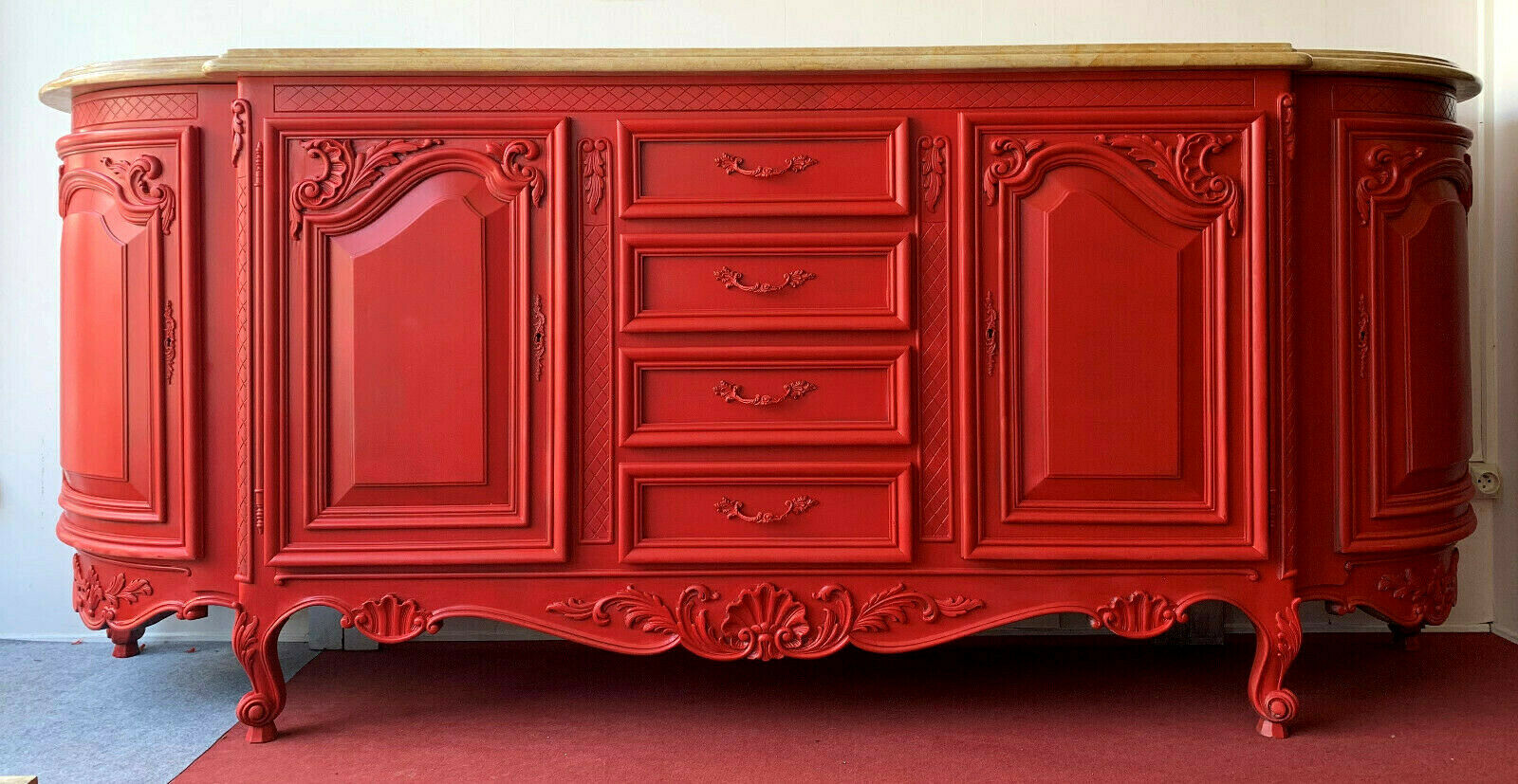 half-moon hunting furniture Louis XV Rocaille in lacquered wood